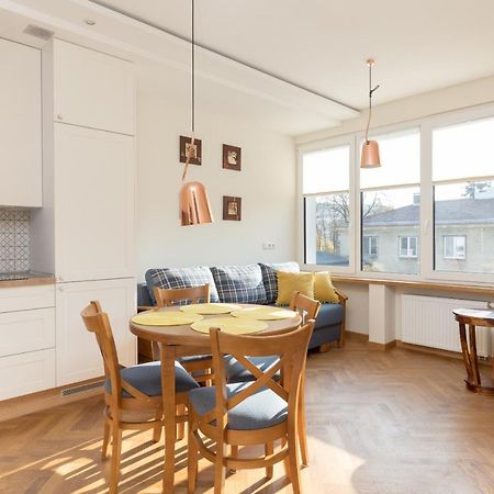 Piekna 2-Bedroom Apartment 바르샤바 외부 사진